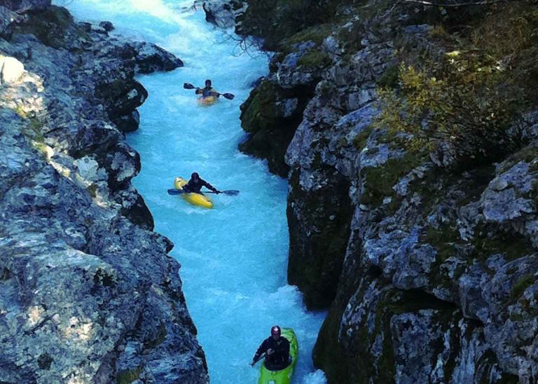 Read more about the article Kayaking: Adventurous Sport